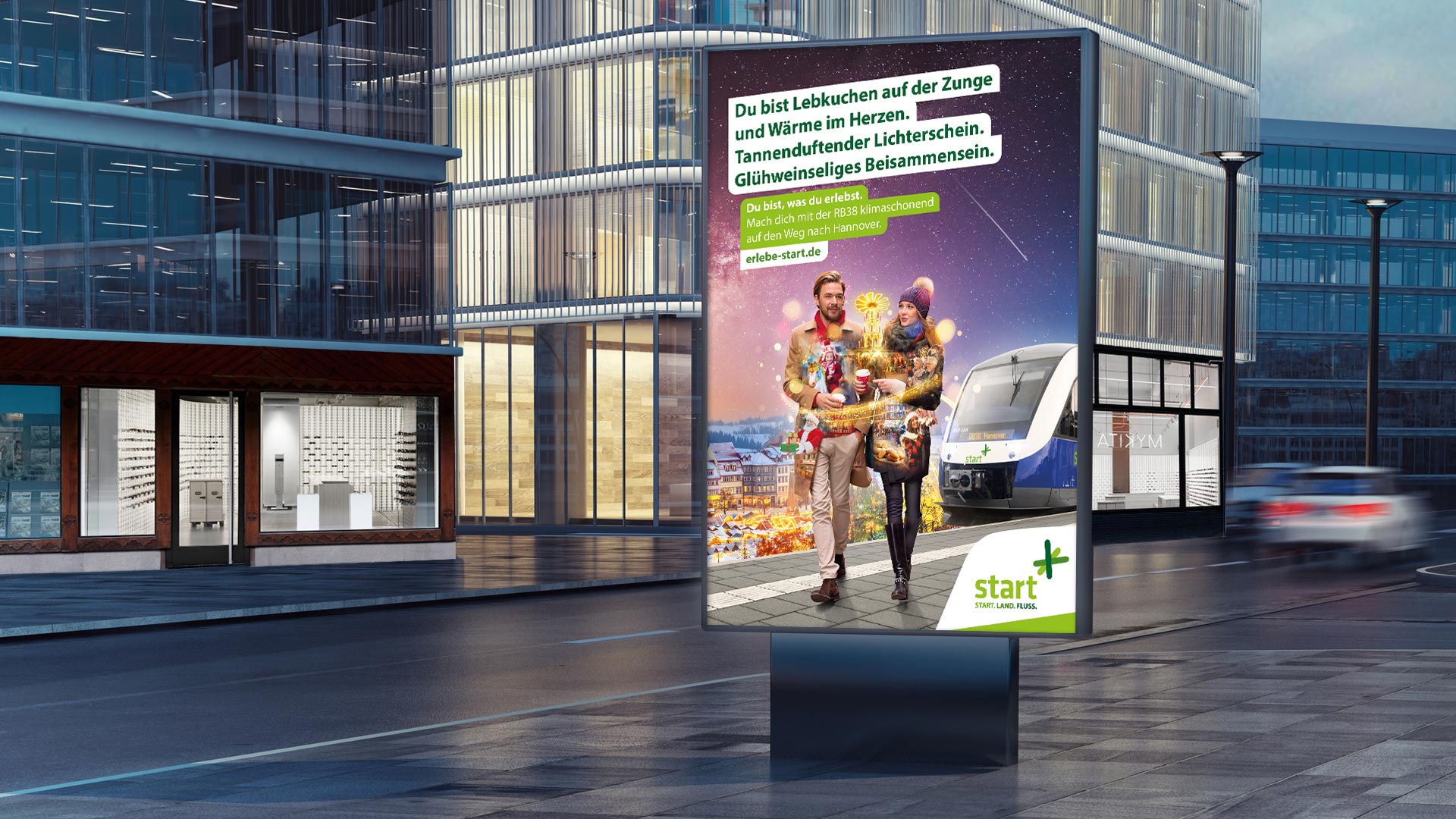 Visualisierung des Start Kampagnen-Motivs „Weihnachtsmarkt“ als City-Light-Poster